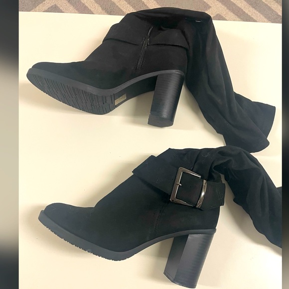 Thigh high boots - Picture 3 of 4